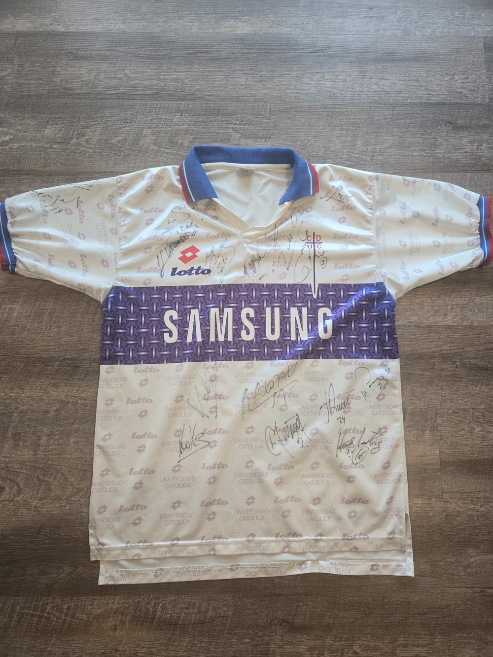1996 Universidad De La Catolica Chile Soccer Jersey Signed